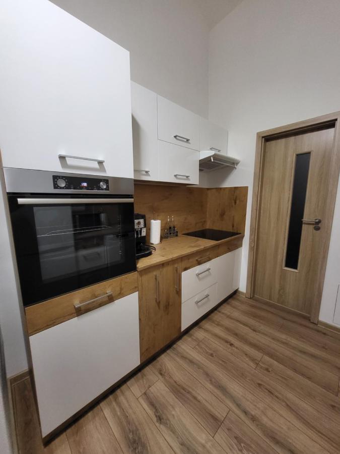 Apartman Viki Banska Bystrica Bagian luar foto