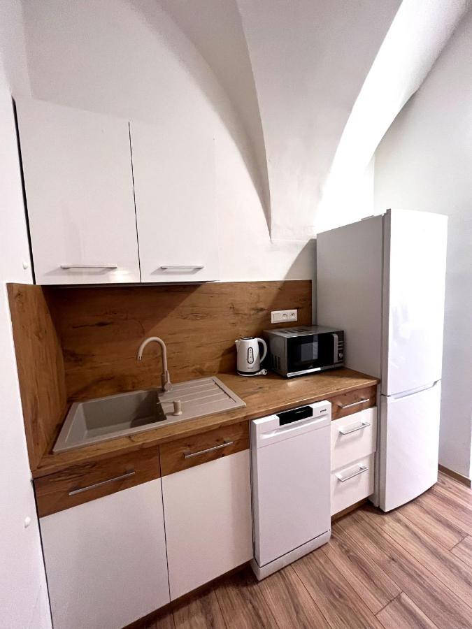 Apartman Viki Banska Bystrica Bagian luar foto
